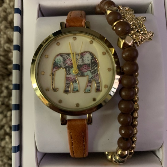 Sailor Jane Elephant Gift Set - Watch and Bracelets NWT - Picture 3 of 5